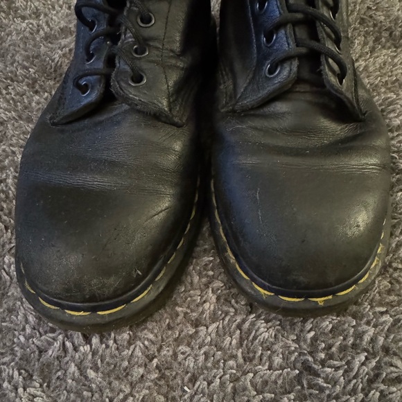 DR. MARTEN Men’s Vintage 1460 Lace Up Leather Boots - Picture 7 of 12